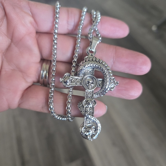 Vintage Dragon Skull Cross Mystical Punk Style Stainless Steel Pendant Necklace - Picture 10 of 13